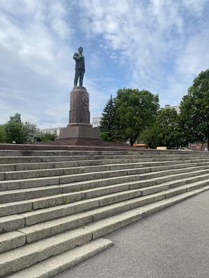 Продам двухкомнатную (2-комн.) квартиру, Калинина пл, 27, Калининград г