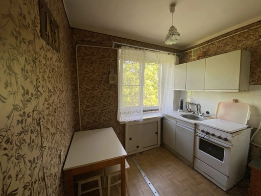 Продам двухкомнатную (2-комн.) квартиру, Города Волос ул, 22к96, Ростов-на-Дону г