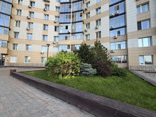 Продам трехкомнатную (3-комн.) квартиру, Чистопольская ул, 86/10, Казань г