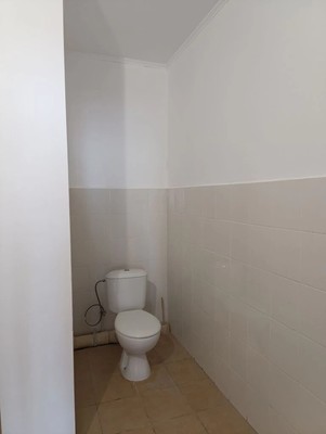Продам двухкомнатную (2-комн.) квартиру, О.Кошевого ул, 17, Калининград г