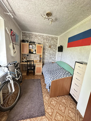 Продам многокомнатную квартиру, Лизы Чайкиной ул, 53к1, Таганрог г