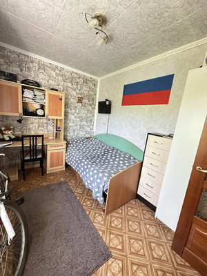 Продам многокомнатную квартиру, Лизы Чайкиной ул, 53к1, Таганрог г