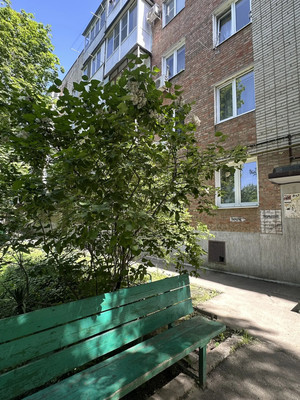 Продам многокомнатную квартиру, Лизы Чайкиной ул, 53к1, Таганрог г