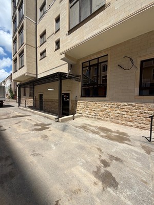 Продам однокомнатную (1-комн.) квартиру, Ашурова ул, 1, Нальчик г
