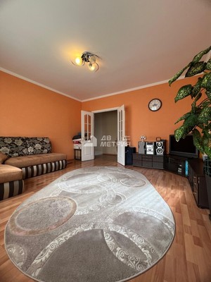 Продам трехкомнатную (3-комн.) квартиру, Карьерная ул, 27, Южно-Сахалинск г
