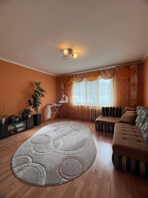 Продам трехкомнатную (3-комн.) квартиру, Карьерная ул, 27, Южно-Сахалинск г