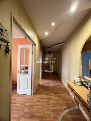 Продам трехкомнатную (3-комн.) квартиру, Карьерная ул, 27, Южно-Сахалинск г