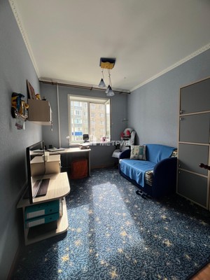 Продам трехкомнатную (3-комн.) квартиру, Карьерная ул, 27, Южно-Сахалинск г