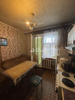 Продам трехкомнатную (3-комн.) квартиру, имени Ф.Э.Дзержинского ул, 40, Южно-Сахалинск г