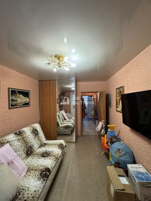Продам трехкомнатную (3-комн.) квартиру, Саранская ул, 15, Южно-Сахалинск г