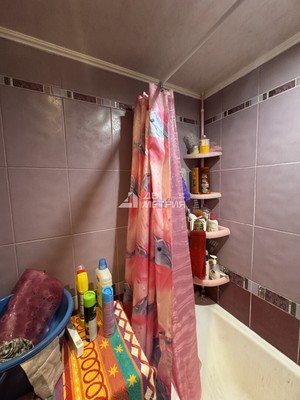 Продам трехкомнатную (3-комн.) квартиру, Саранская ул, 15, Южно-Сахалинск г