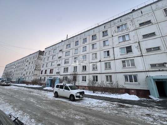 Продам трехкомнатную (3-комн.) квартиру, Саранская ул, 15, Южно-Сахалинск г