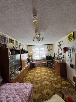 Продам трехкомнатную (3-комн.) квартиру, Автомобильная ул, 4, Южно-Сахалинск г