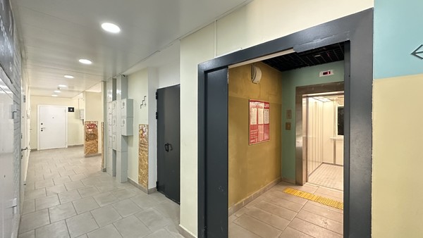 Продам двухкомнатную (2-комн.) квартиру, Куприна пр-кт, 38к2, Сосенское п