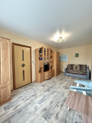 Продам двухкомнатную (2-комн.) квартиру, Усатого ул, 1, Фокино г