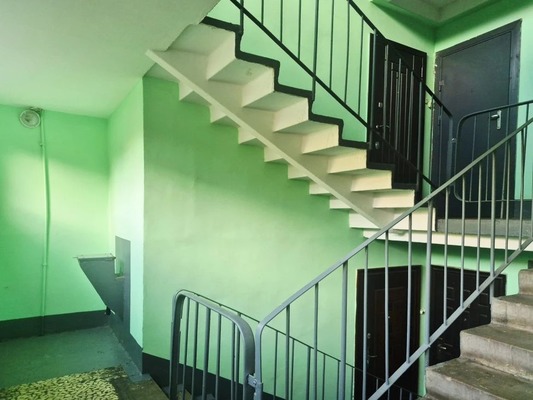 Продам двухкомнатную (2-комн.) квартиру, Славы пр-кт, 7Ак1, Санкт-Петербург г