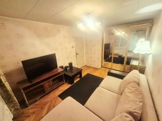 Продам двухкомнатную (2-комн.) квартиру, Славы пр-кт, 7Ак1, Санкт-Петербург г
