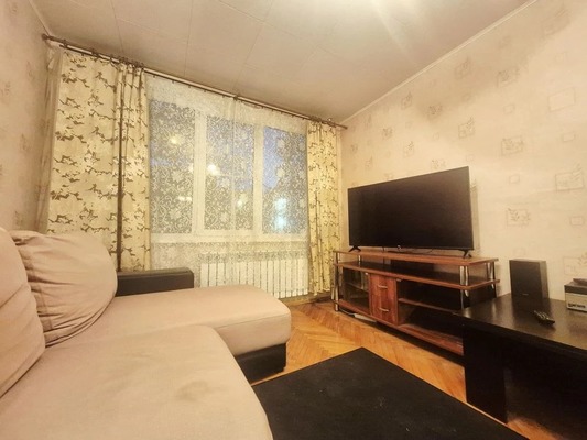 Продам двухкомнатную (2-комн.) квартиру, Славы пр-кт, 7Ак1, Санкт-Петербург г