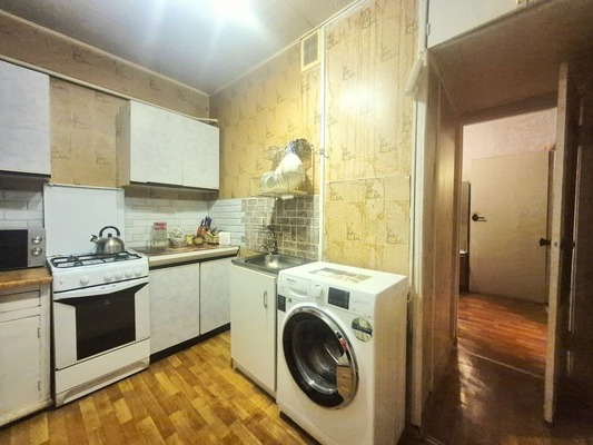 Продам двухкомнатную (2-комн.) квартиру, Славы пр-кт, 7Ак1, Санкт-Петербург г