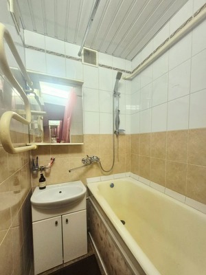 Продам двухкомнатную (2-комн.) квартиру, Славы пр-кт, 7Ак1, Санкт-Петербург г