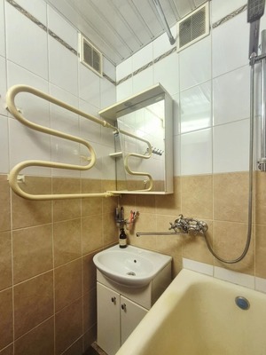 Продам двухкомнатную (2-комн.) квартиру, Славы пр-кт, 7Ак1, Санкт-Петербург г