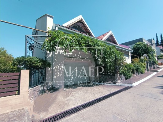 Продам дом, Инжирная (Лазар) ул, Сочи г, 0 км от города