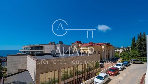 Продам трехкомнатную (3-комн.) квартиру, Курортный (Хостинский р-н) пр-кт, 93, Сочи г