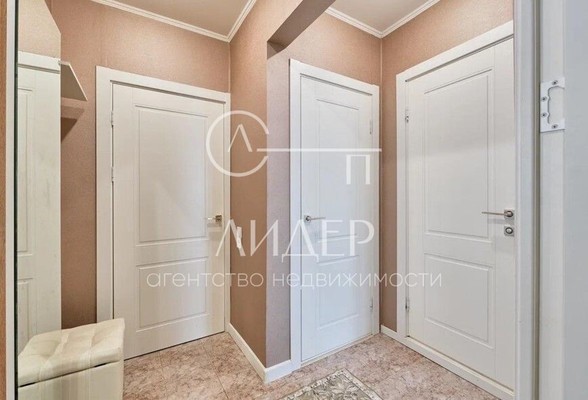Продам трехкомнатную (3-комн.) квартиру, Невская (Центральный р-н) ул, 50ка, Сочи г