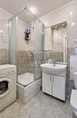Продам трехкомнатную (3-комн.) квартиру, Невская (Центральный р-н) ул, 50ка, Сочи г