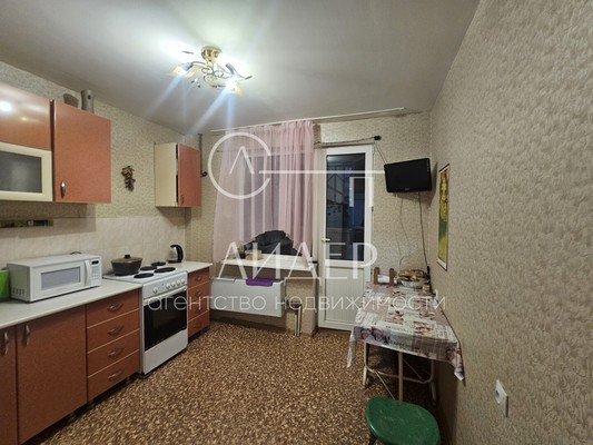 Продам однокомнатную (1-комн.) квартиру, Худякова (Адлерский р-н) ул, 27/2, Сочи г
