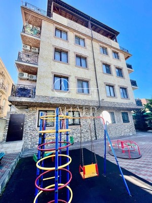 Продам однокомнатную (1-комн.) квартиру, Нижнеимеретинская ул, 143, Сириус пгт