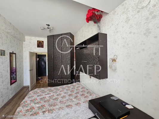 Продам двухкомнатную (2-комн.) квартиру, Интернациональная (Адлерский р-н) ул, 13, Сочи г
