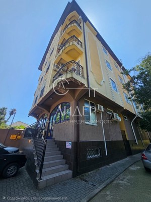 Продам двухкомнатную (2-комн.) квартиру, Интернациональная (Адлерский р-н) ул, 13, Сочи г