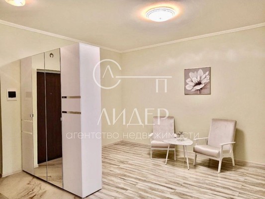 Продам двухкомнатную (2-комн.) квартиру, Клубничная (Центральный р-н) ул, 15Б, Сочи г