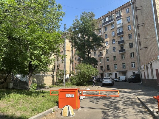 Продам трехкомнатную (3-комн.) квартиру, Трофимова ул, 31, Москва г