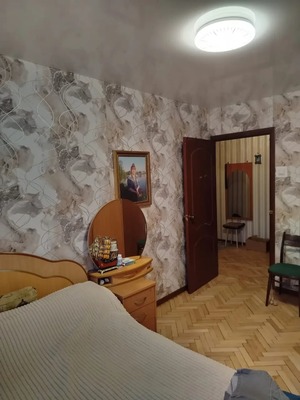 Продам двухкомнатную (2-комн.) квартиру, 7 кв-л, 22, Развилка п