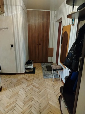 Продам двухкомнатную (2-комн.) квартиру, 7 кв-л, 22, Развилка п