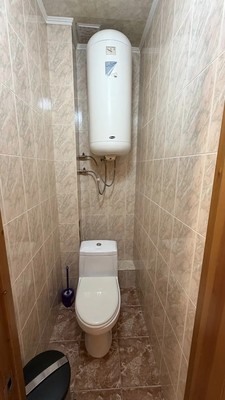Продам двухкомнатную (2-комн.) квартиру, Есенина ул, 7А, Южно-Сахалинск г