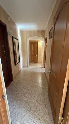 Продам двухкомнатную (2-комн.) квартиру, Есенина ул, 7А, Южно-Сахалинск г