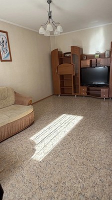 Продам двухкомнатную (2-комн.) квартиру, Есенина ул, 7А, Южно-Сахалинск г