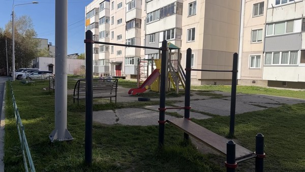 Продам двухкомнатную (2-комн.) квартиру, Есенина ул, 7А, Южно-Сахалинск г