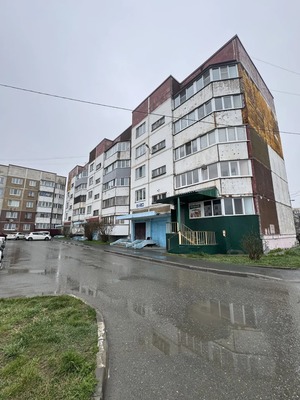 Продам трехкомнатную (3-комн.) квартиру, Саранская ул, 13а, Южно-Сахалинск г