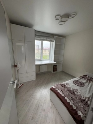 Продам трехкомнатную (3-комн.) квартиру, Саранская ул, 13а, Южно-Сахалинск г