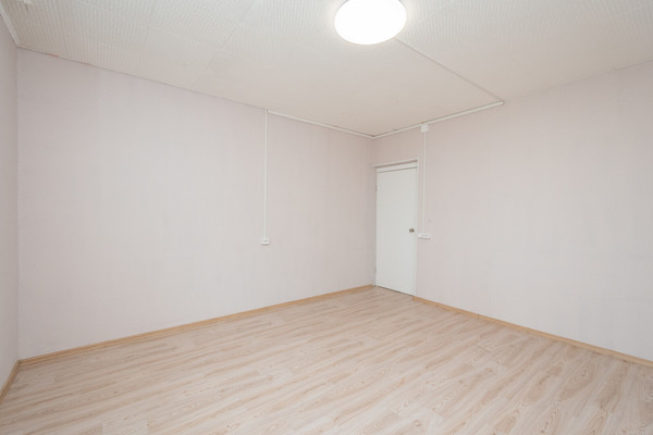Продам трехкомнатную (3-комн.) квартиру, Глинки ул, 43, Иркутск г