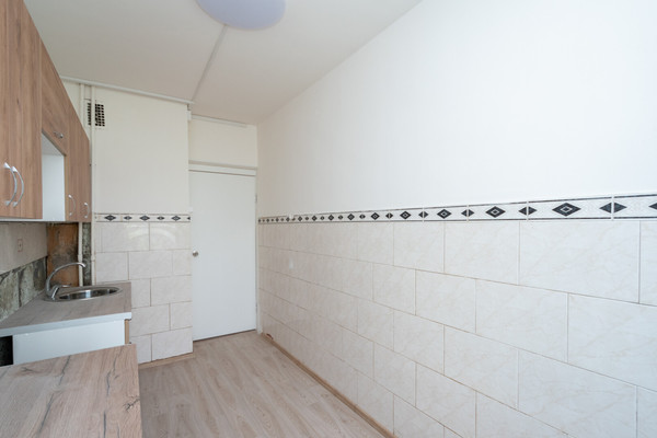 Продам трехкомнатную (3-комн.) квартиру, Глинки ул, 43, Иркутск г