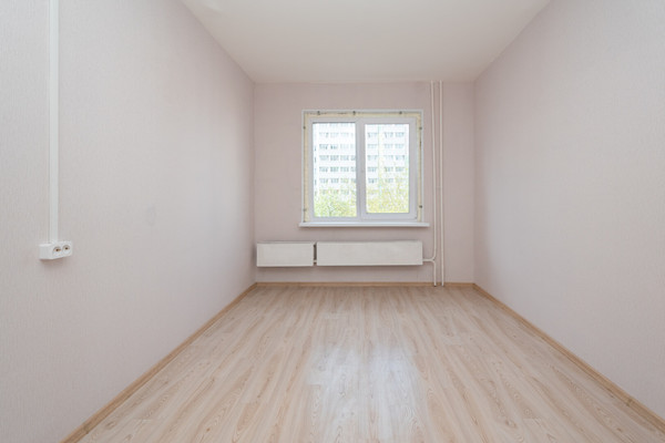 Продам трехкомнатную (3-комн.) квартиру, Глинки ул, 43, Иркутск г