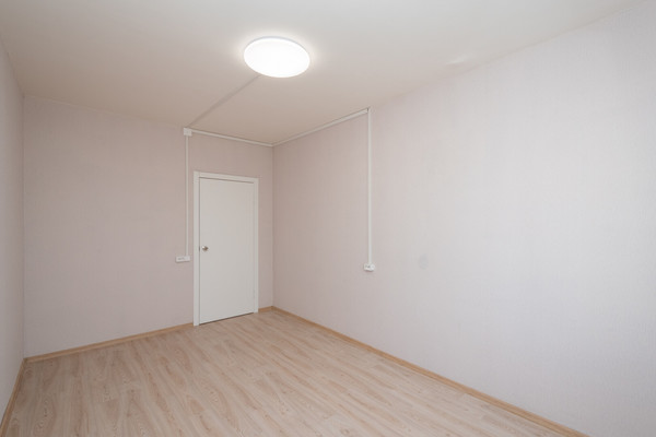 Продам трехкомнатную (3-комн.) квартиру, Глинки ул, 43, Иркутск г
