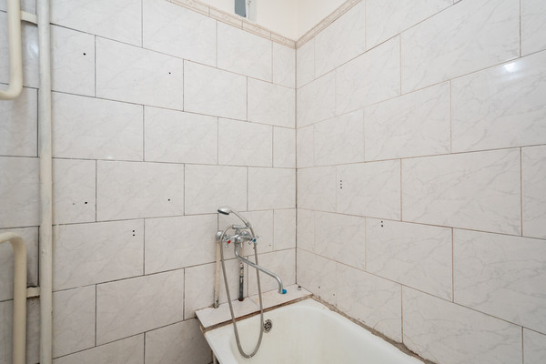 Продам трехкомнатную (3-комн.) квартиру, Глинки ул, 43, Иркутск г