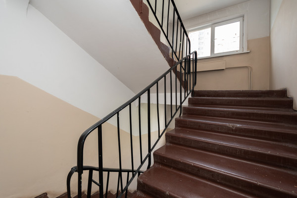 Продам трехкомнатную (3-комн.) квартиру, Глинки ул, 43, Иркутск г