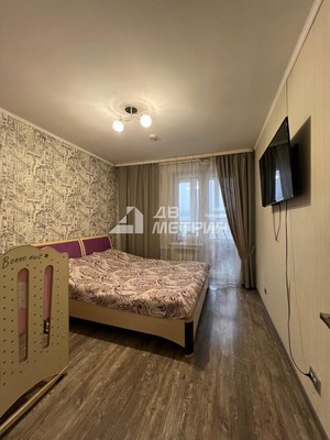 Продам двухкомнатную (2-комн.) квартиру, Железнодорожная ул, 87, Южно-Сахалинск г